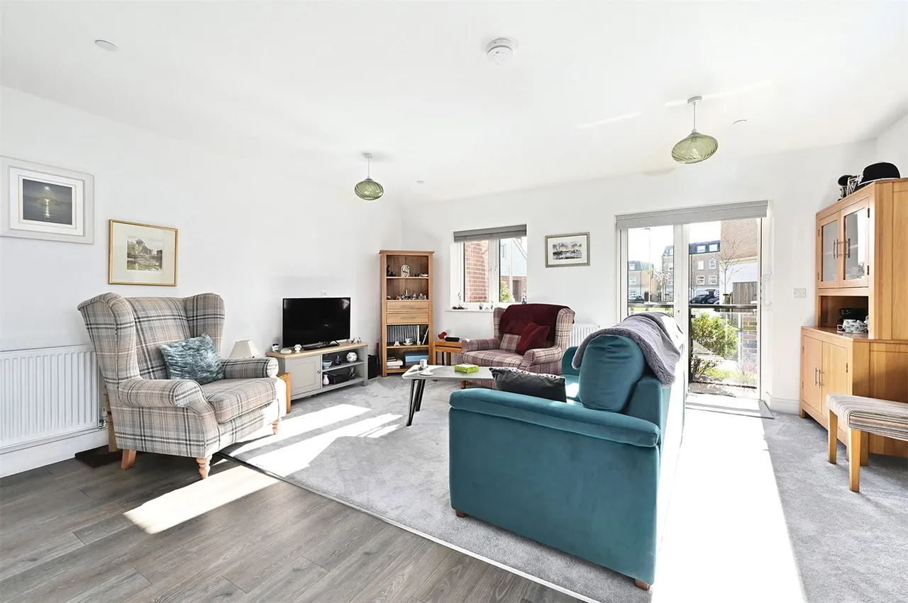 Lake Avenue, Mytchett, GU16, photo 6