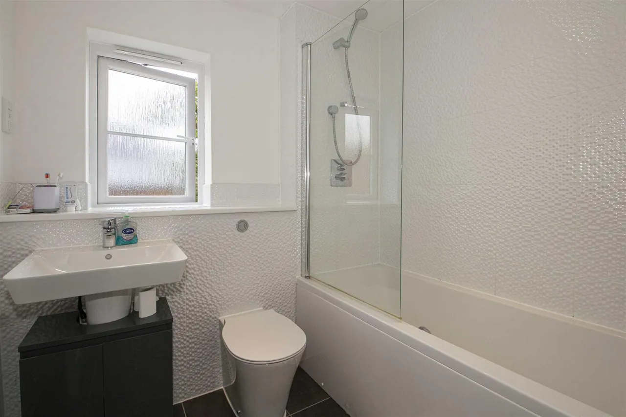 Friesland Avenue, Whitehouse, photo 17