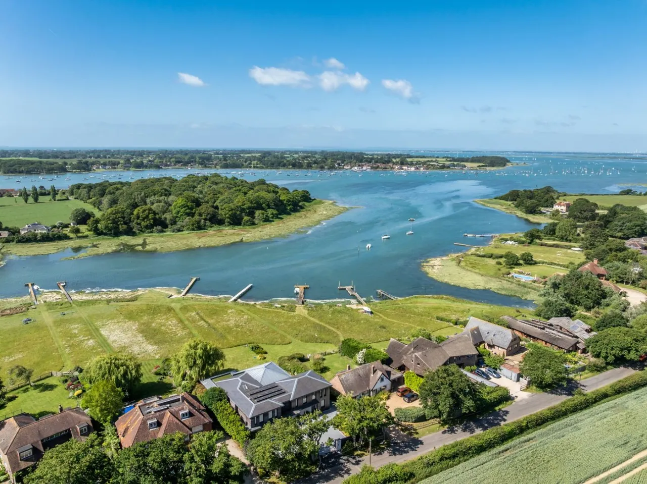 Smugglers Lane, Bosham, Chichester, West Sussex, PO18 8QP, photo 3