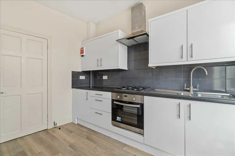 Lipson Road, Plymouth, PL4, photo 3