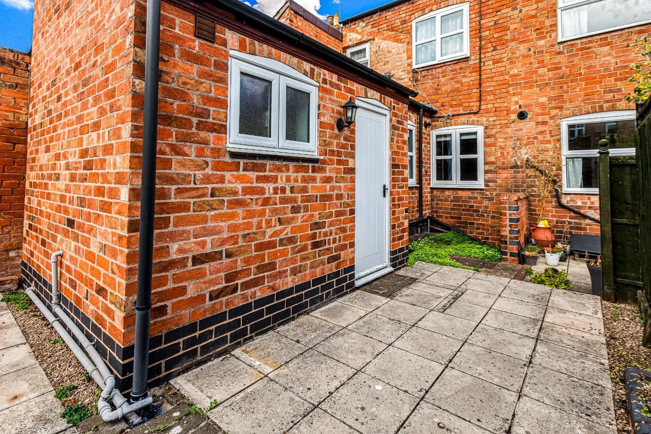 Albert Street, Loughborough, LE11, photo 14