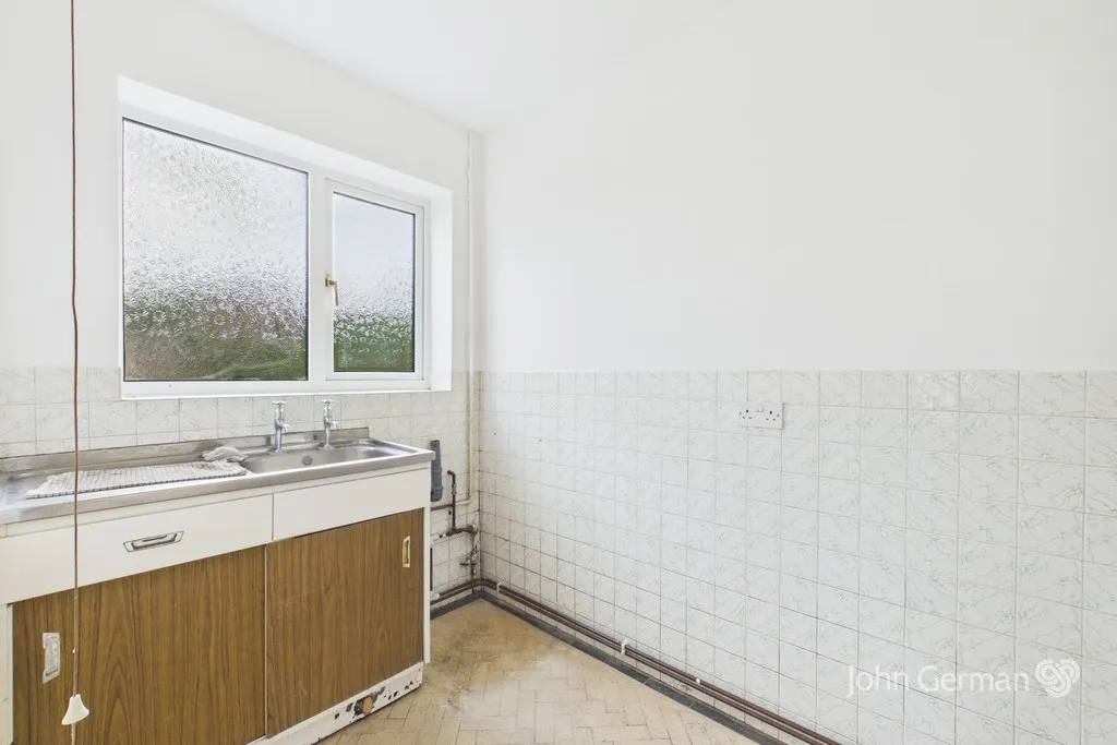 St. Georges Road, Burton-on-Trent, photo 12