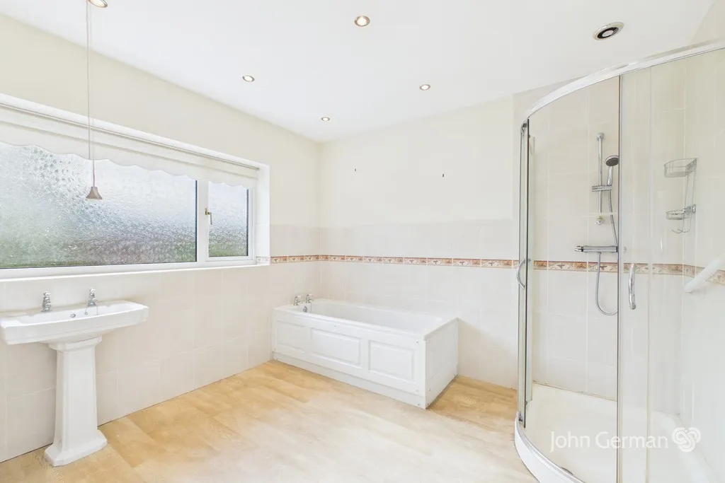 St. Georges Road, Burton-on-Trent, photo 11