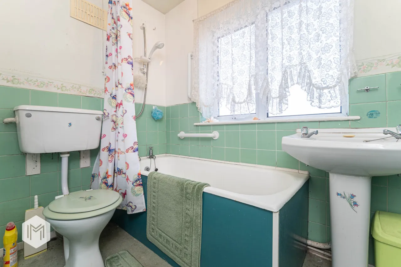 Bardsley Close, Bolton, BL2 4AU, photo 11