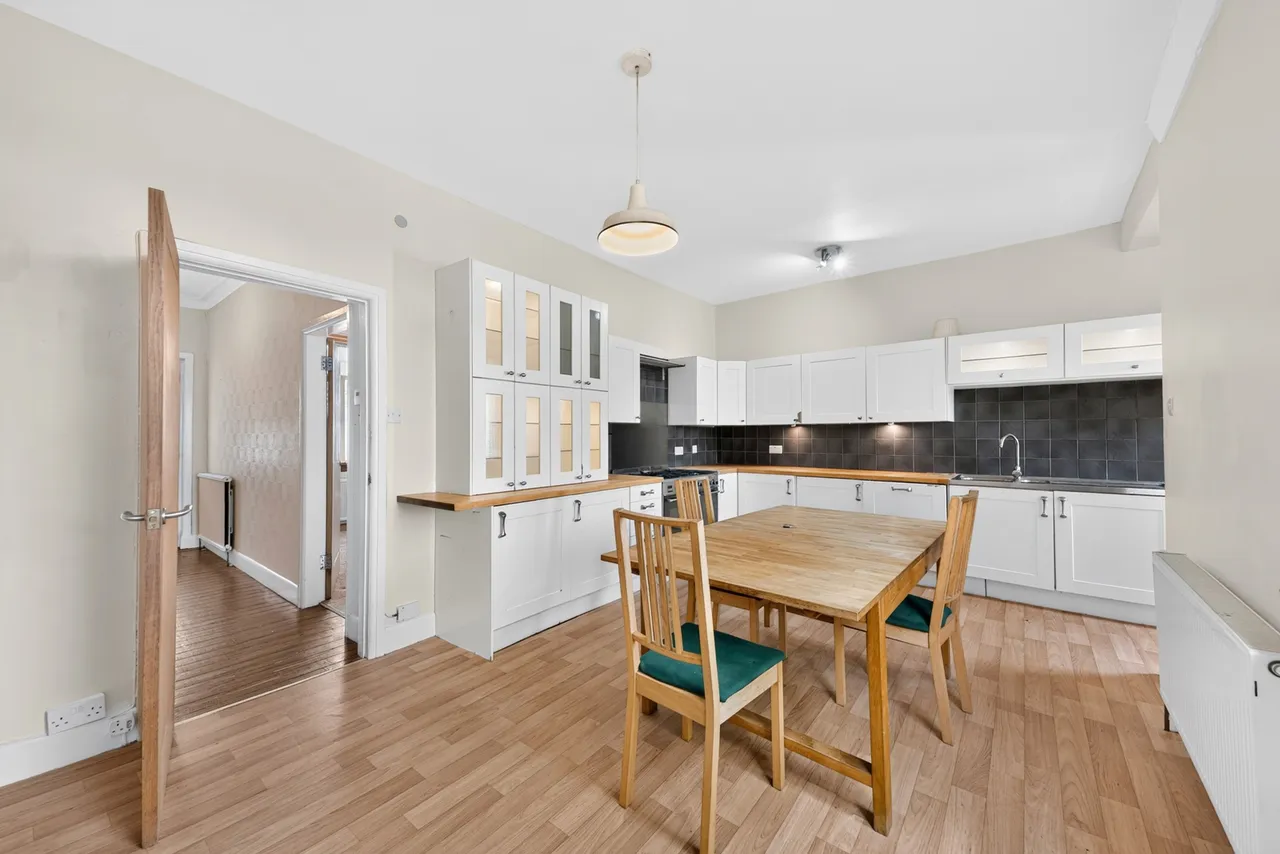 Linwood Avenue, Clarkston, G76, photo 6