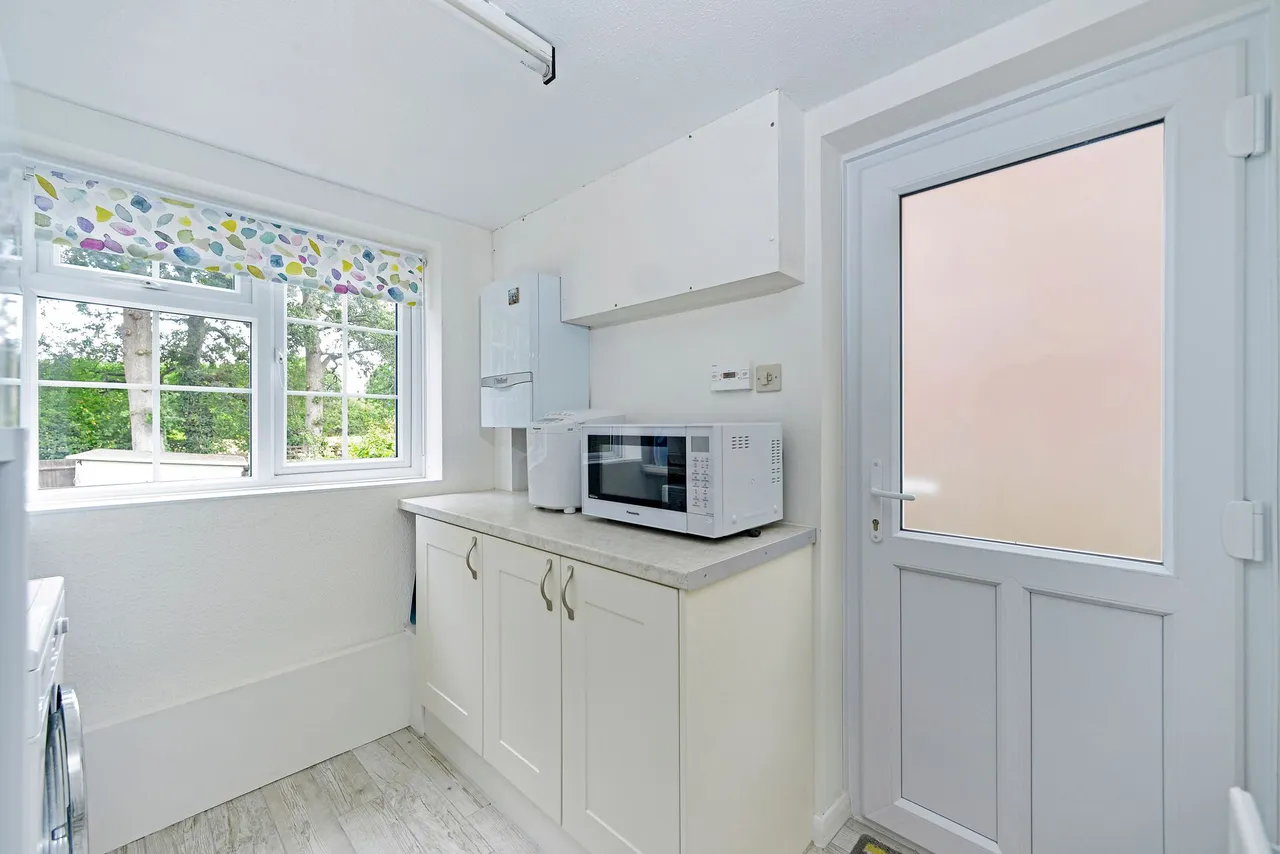 Durnsford Way, Cranleigh, GU6, photo 15
