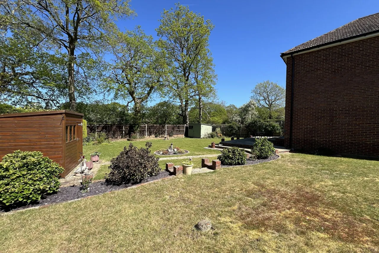 Durnsford Way, Cranleigh, GU6, photo 16