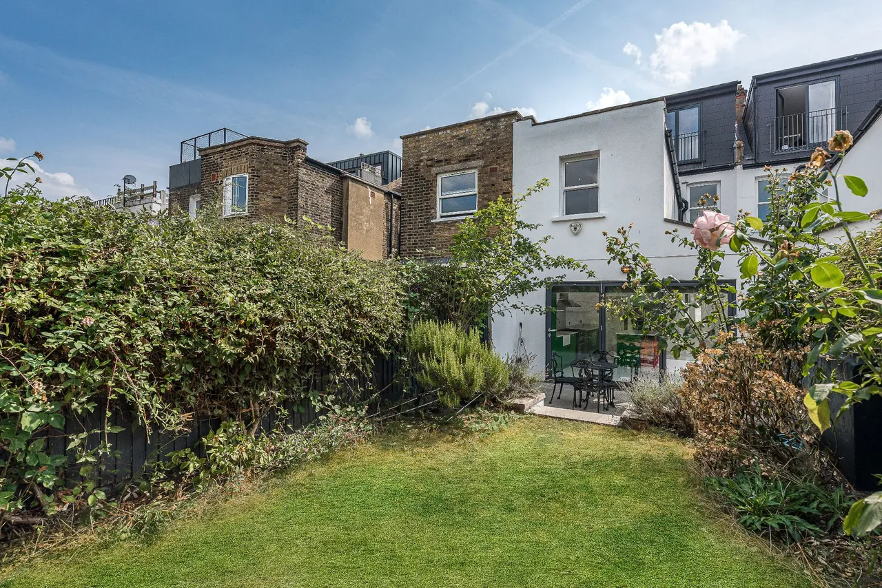 Purves Road, London, NW10, photo 15