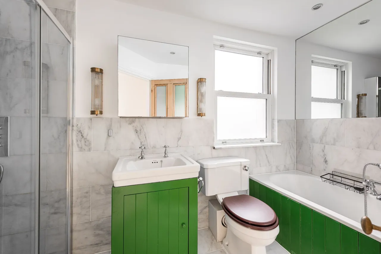 Purves Road, London, NW10, photo 18