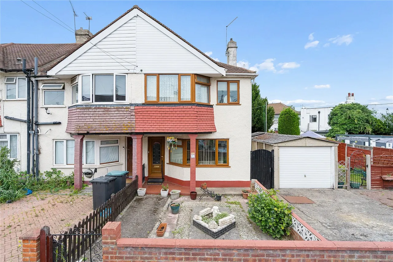 Marina Drive, Northfleet, DA11, photo 17