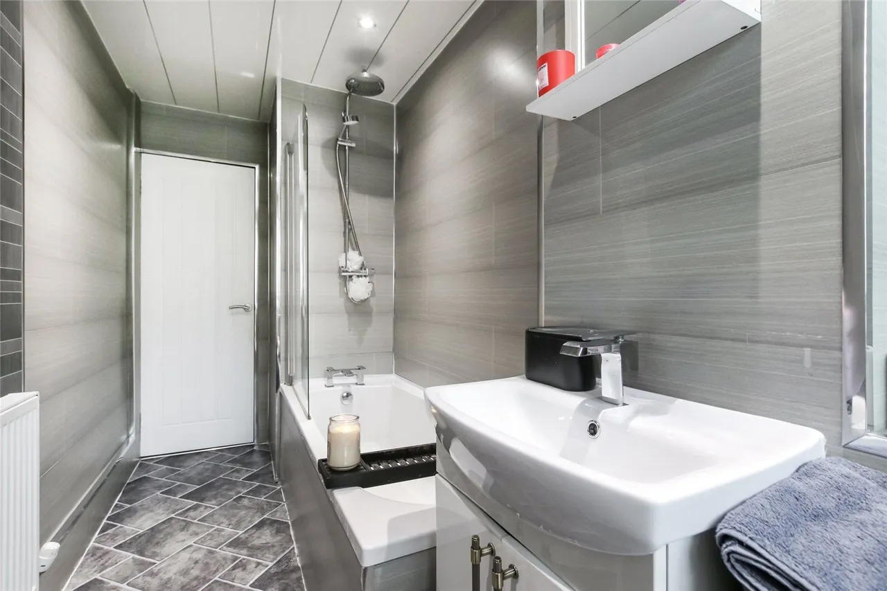 Keal Avenue, Blairdardie, G15, photo 11