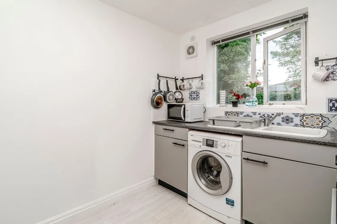 Beamont Drive, Preston, PR1, photo 12