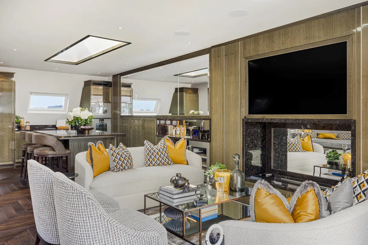 3 bed flat to rent — Prince of Wales Terrace, Kensington, London
