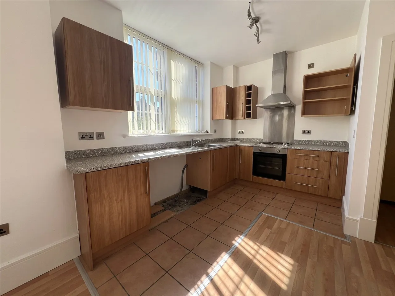 Poulton Road, Morecambe, LA4, photo 2