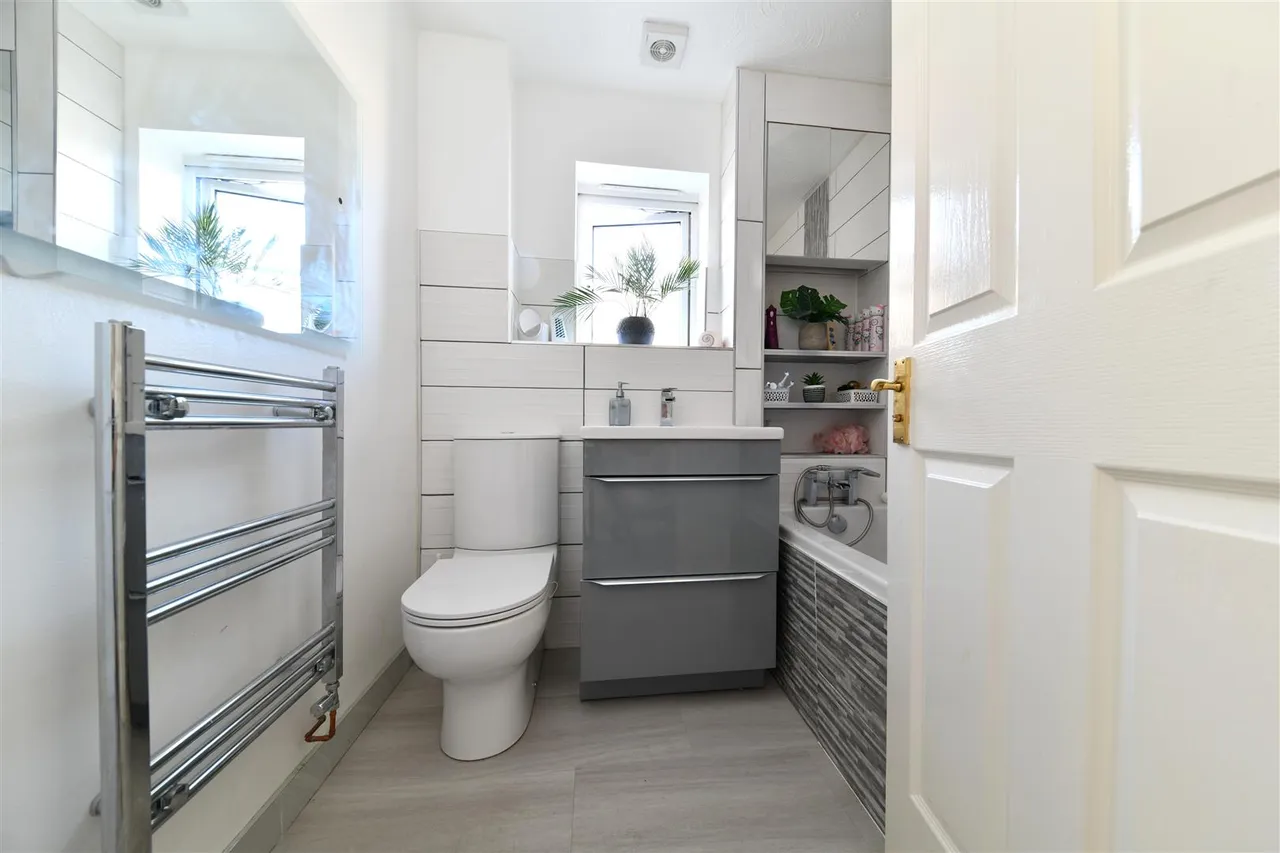Blackdown Close, Stevenage, SG1 6AX, photo 21