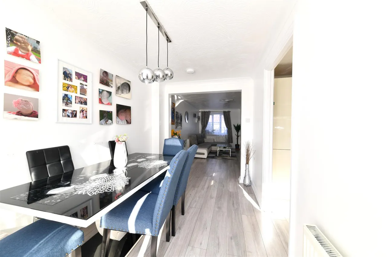 Blackdown Close, Stevenage, SG1 6AX, photo 15