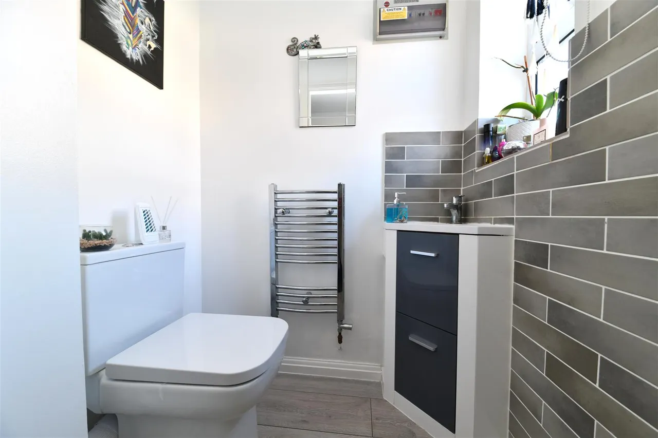 Blackdown Close, Stevenage, SG1 6AX, photo 14
