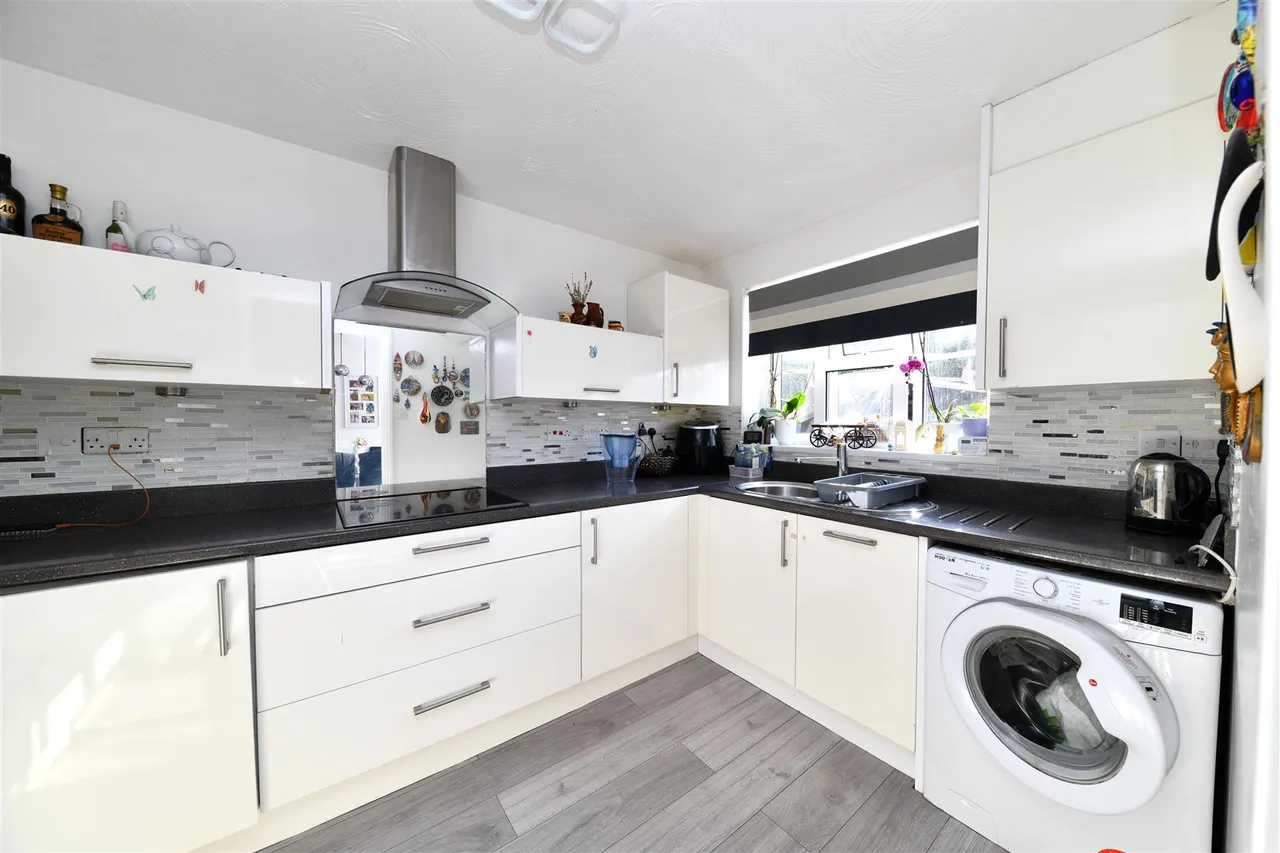 Blackdown Close, Stevenage, SG1 6AX, photo 13