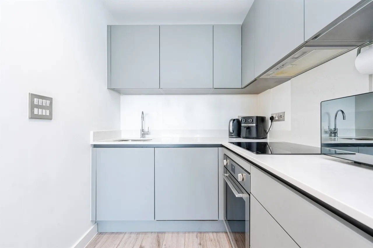 Cherry Tree Road, Watford, WD24, photo 2