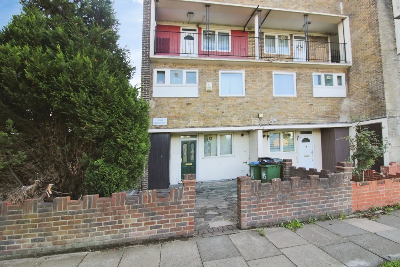 2 bed flat to rent, Godstow Road, London, SE2