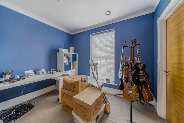Ashridge Close, London, N3, photo 23