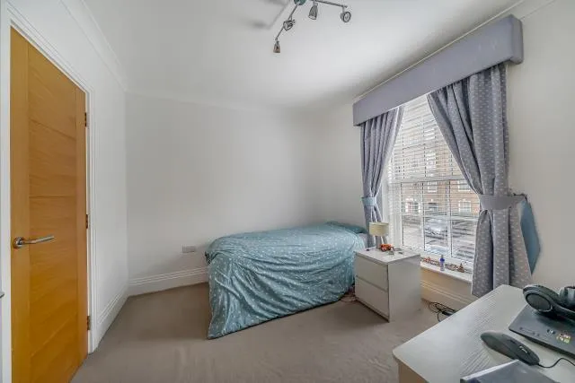 Ashridge Close, London, N3, photo 18
