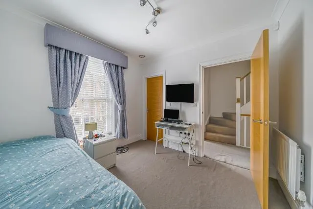 Ashridge Close, London, N3, photo 10