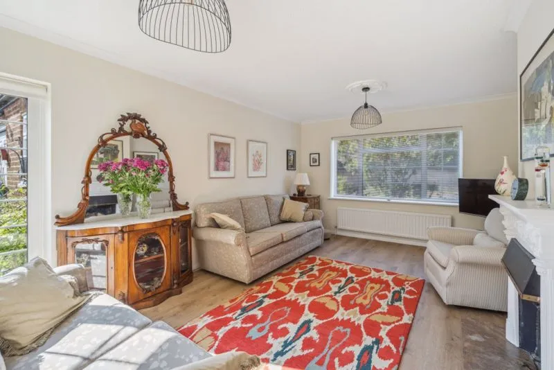 Thames Close, Bourne End SL8 5QJ, photo 4