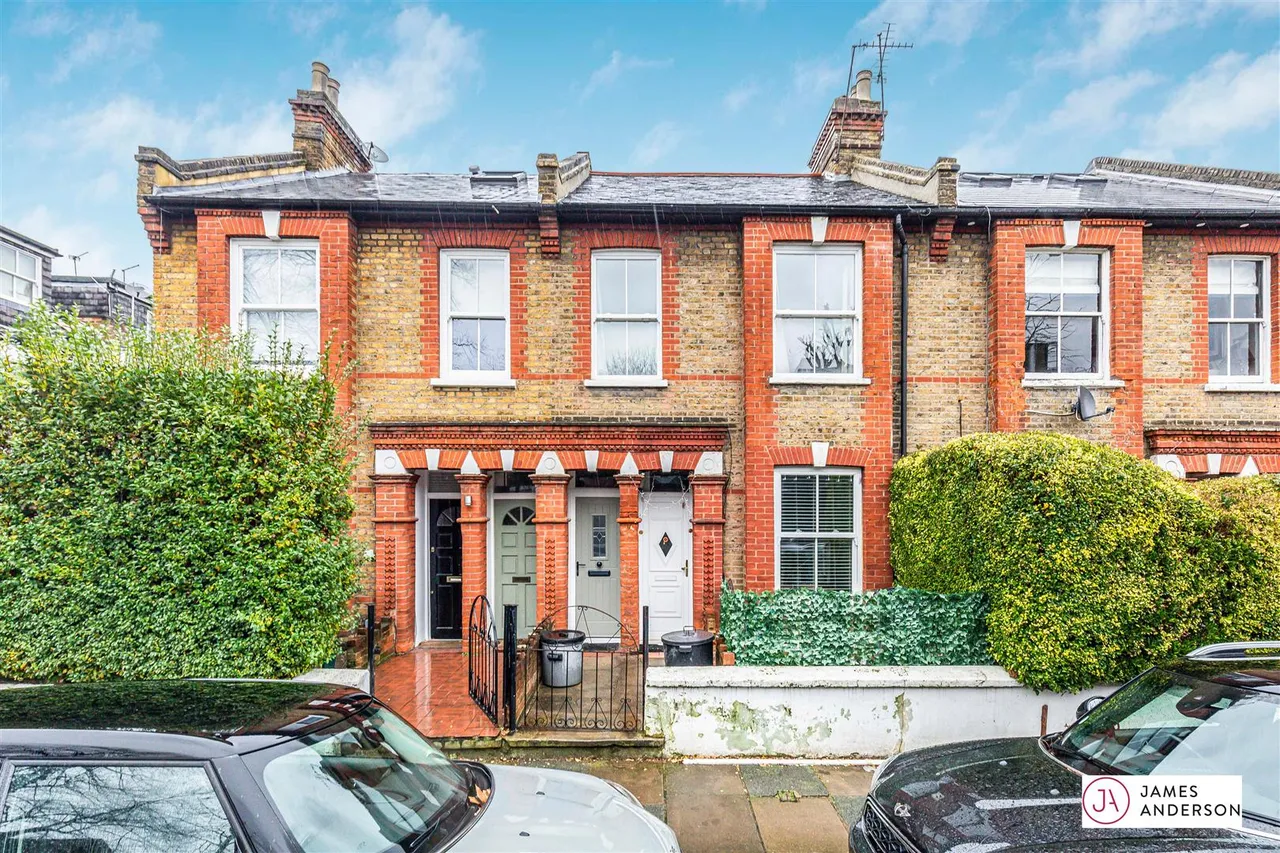 2 bed flat to rent, Glentham Road, Barnes, SW13
