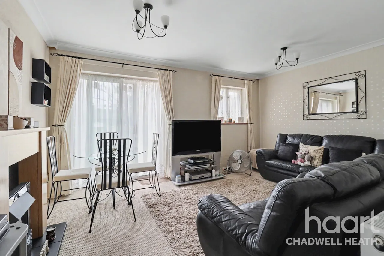 Padnall Road, Romford, RM6, photo 7