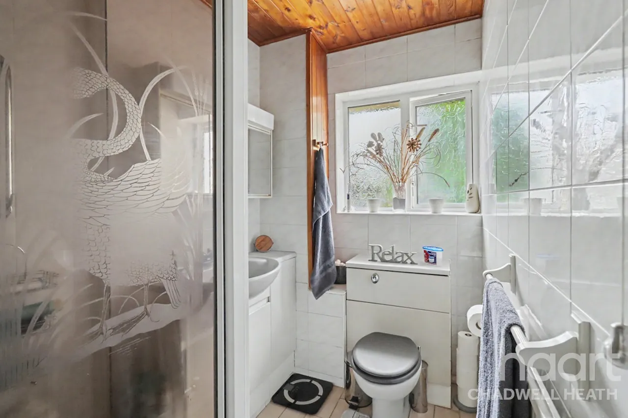 Padnall Road, Romford, RM6, photo 10