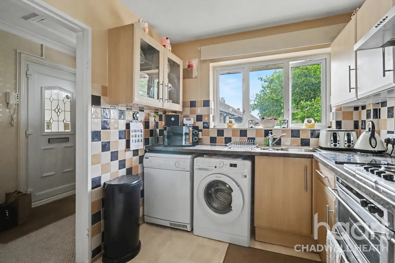 Padnall Road, Romford, RM6, photo 4