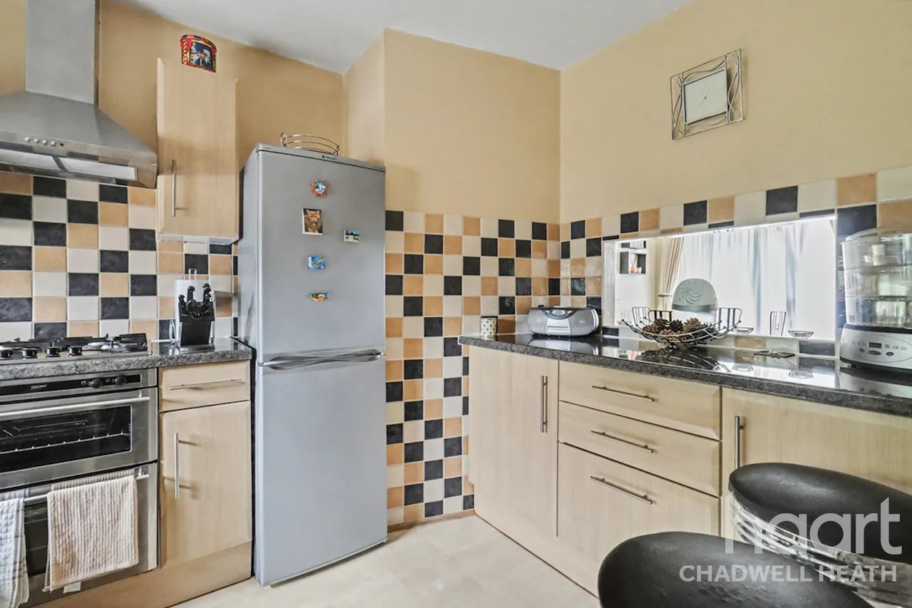 Padnall Road, Romford, RM6, photo 3