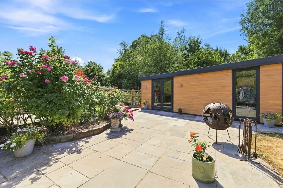 with 5 bedrooms in Steeple Bumpstead, Nr Haverhill, CB9, photo 25