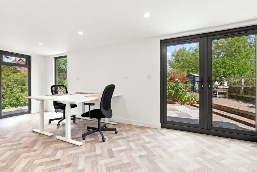 with 5 bedrooms in Steeple Bumpstead, Nr Haverhill, CB9, photo 11