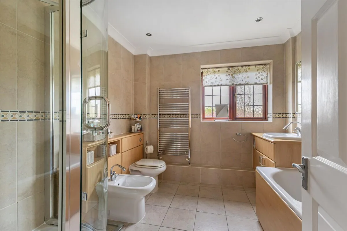 Anners Close, Egham, TW20, photo 11