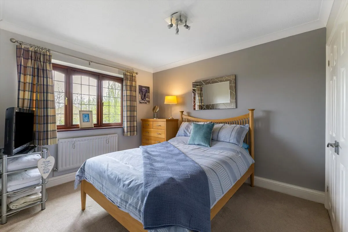 Anners Close, Egham, TW20, photo 7