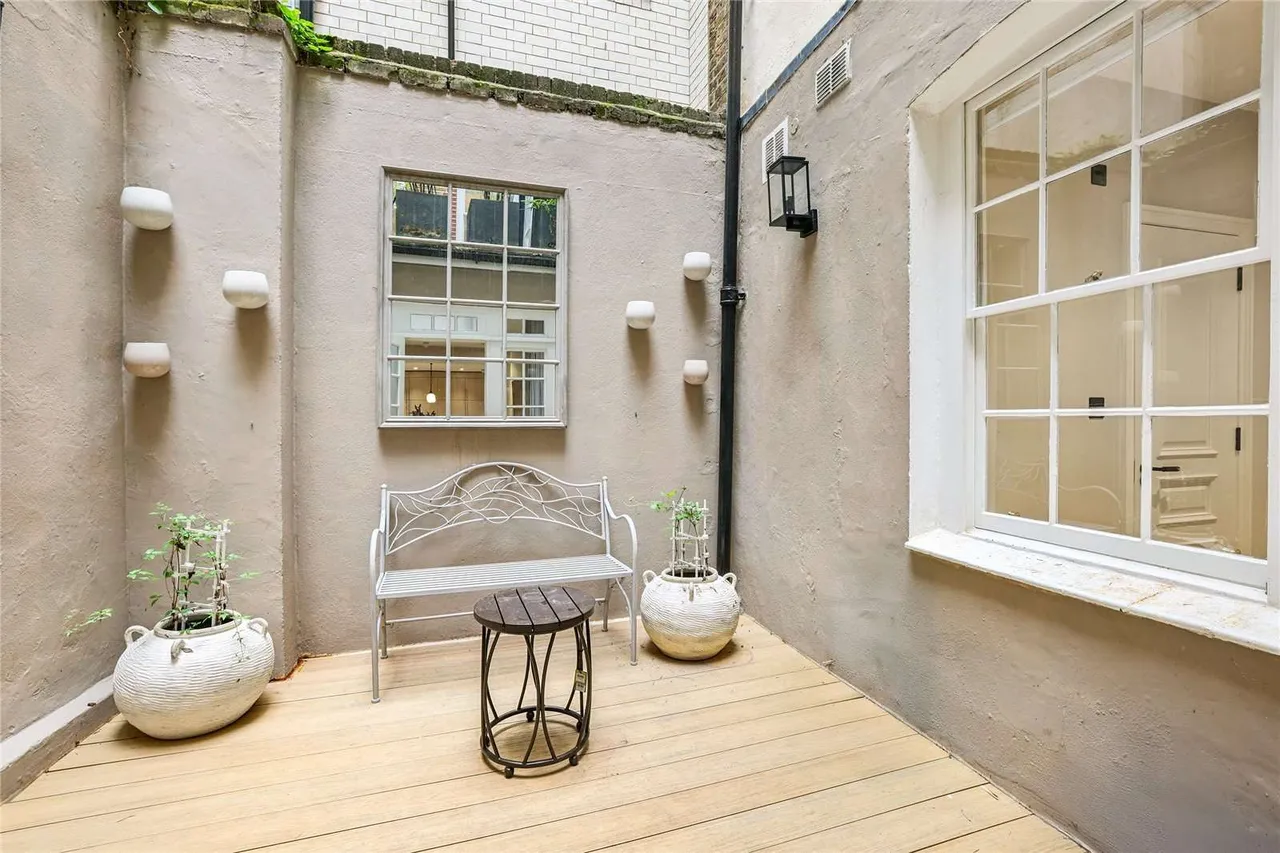 Buckingham Street, London, WC2N, photo 9