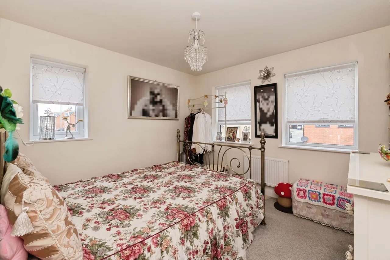 Eveleigh Gardens, Hullbridge, Hockley, Essex, SS5, photo 9