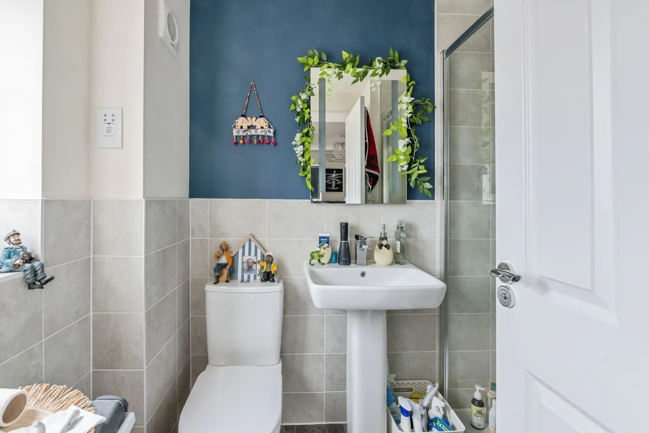 Eveleigh Gardens, Hullbridge, Hockley, Essex, SS5, photo 12