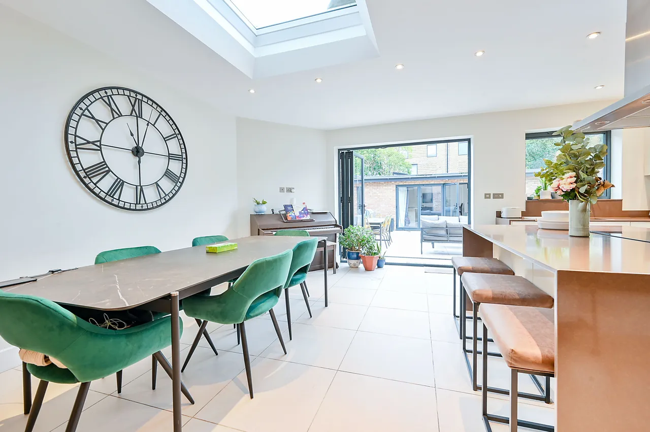 6 Ashfield Road, London, photo 2