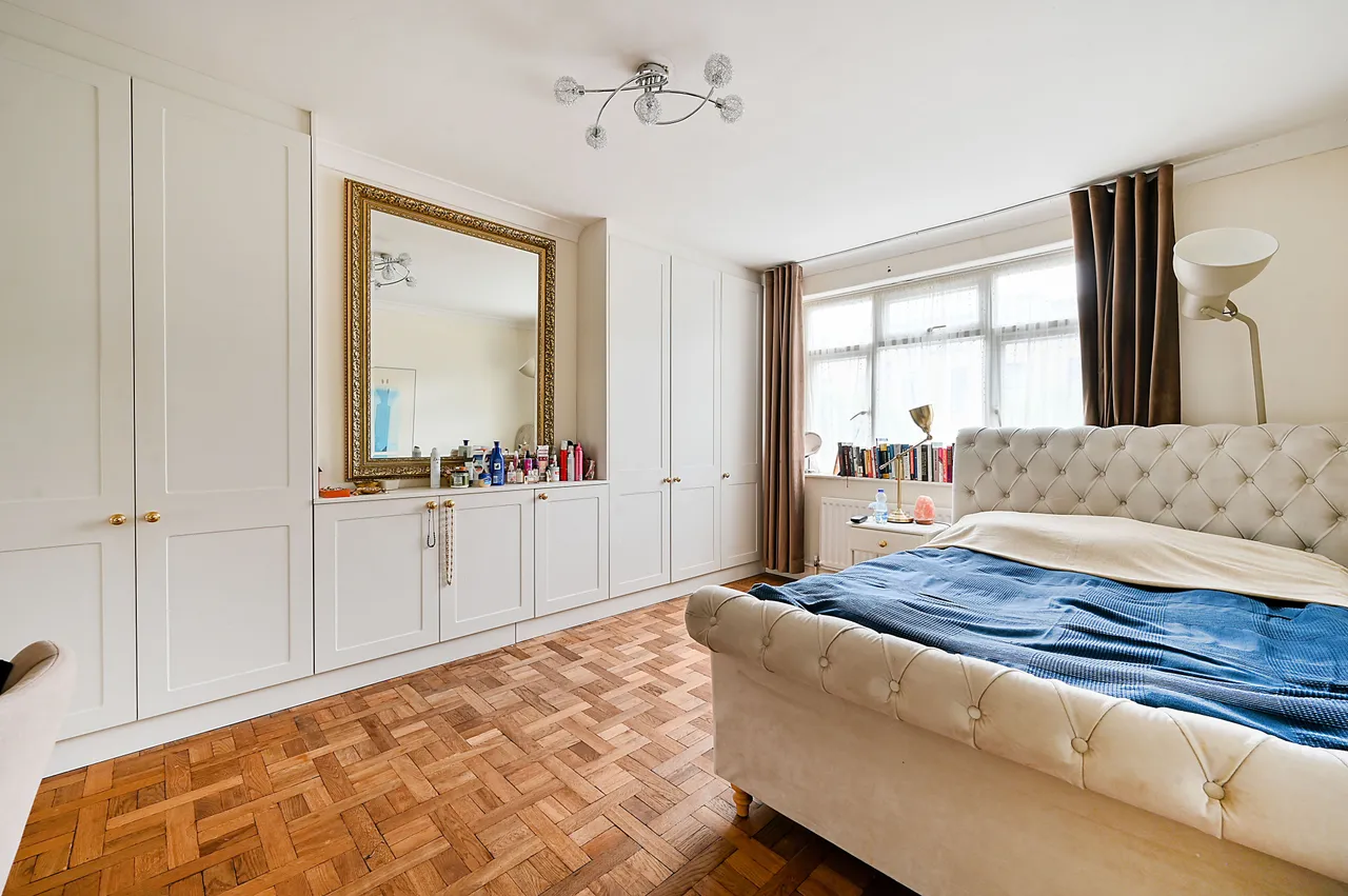 6 Ashfield Road, London, photo 8