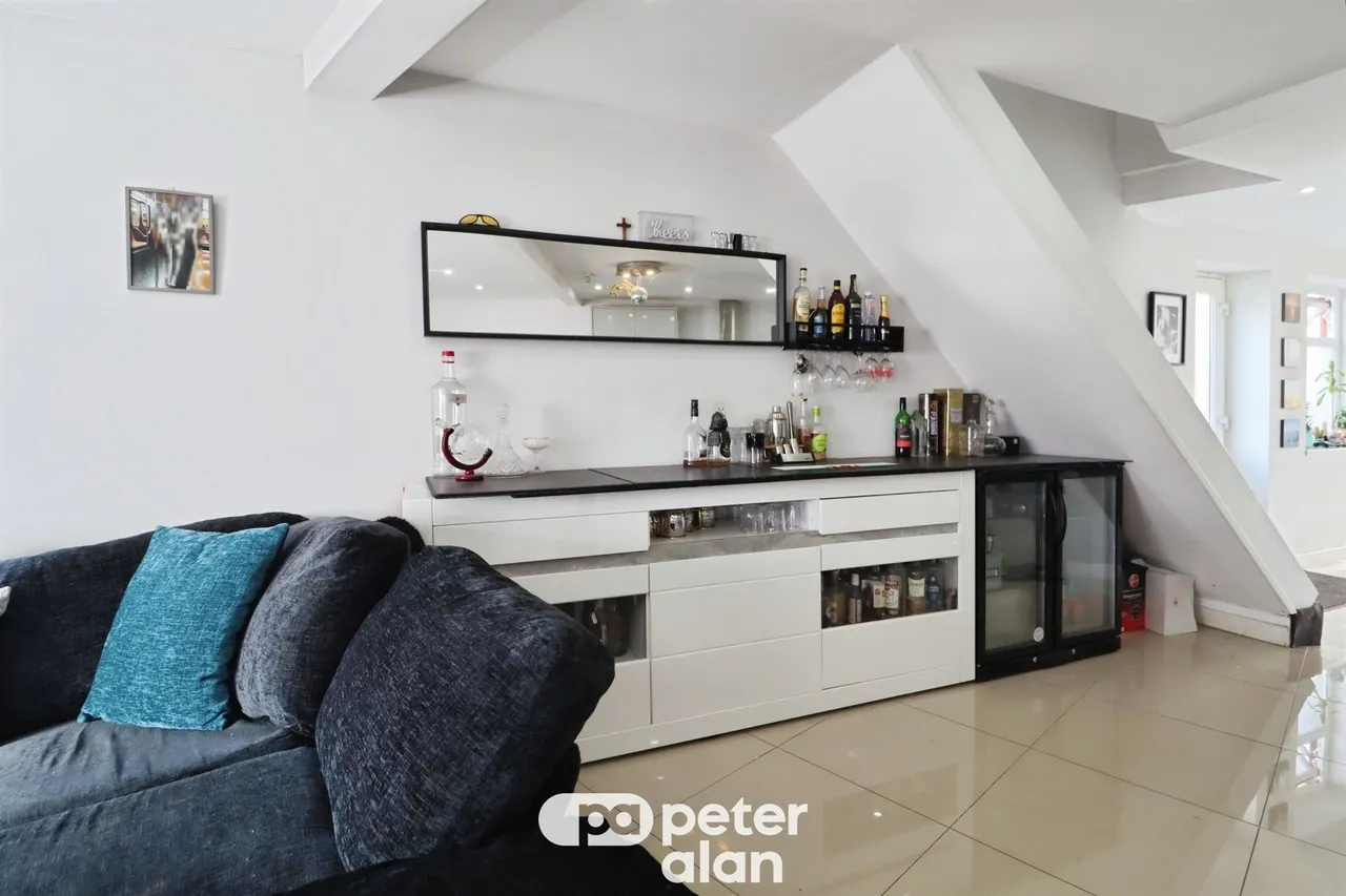 Pearl Street, Cardiff, CF24, photo 9