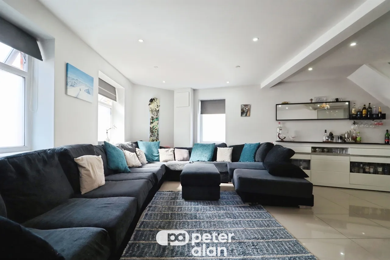 Pearl Street, Cardiff, CF24, photo 6