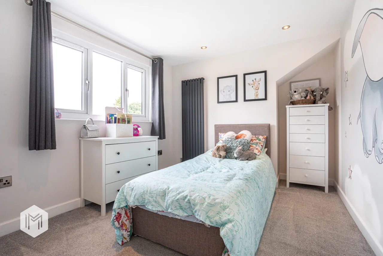 Rutland Street, Leigh, WN7 2NS, photo 26