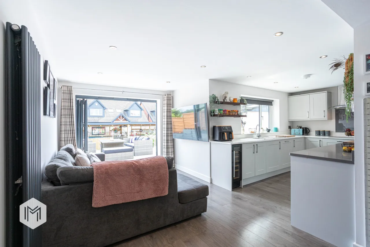 Rutland Street, Leigh, WN7 2NS, photo 2