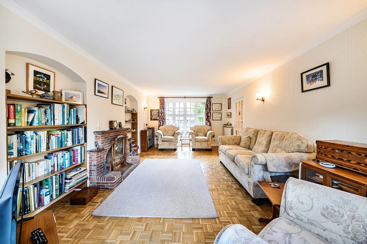 Park Avenue, Ruislip, HA4, photo 19