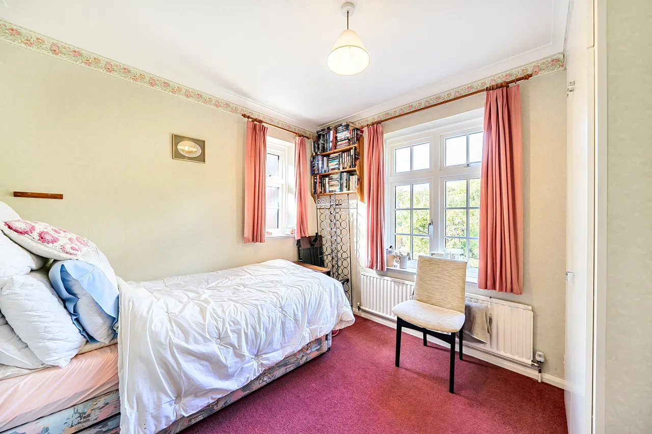 Park Avenue, Ruislip, HA4, photo 8