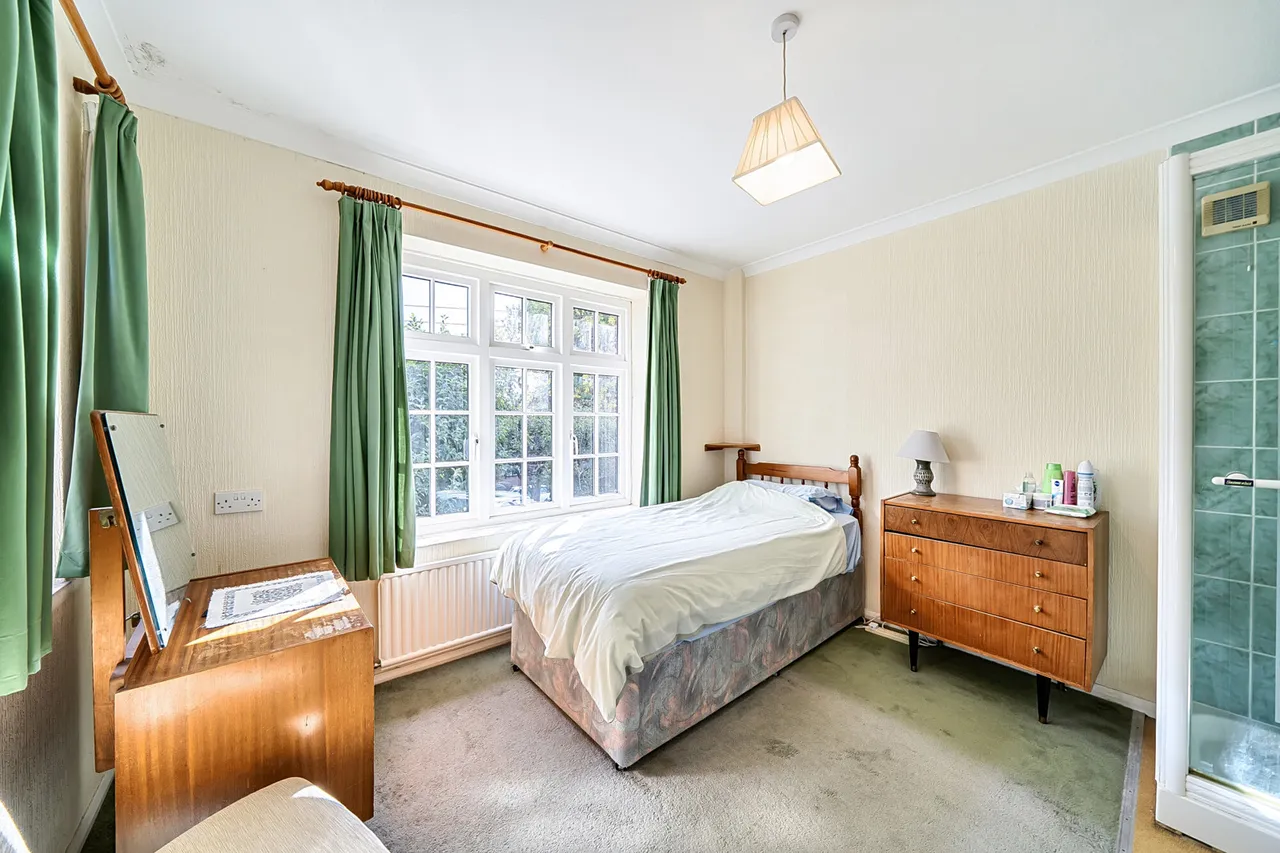 Park Avenue, Ruislip, HA4, photo 7