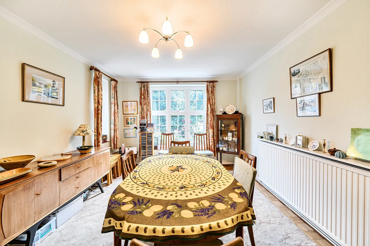 Park Avenue, Ruislip, HA4, photo 16